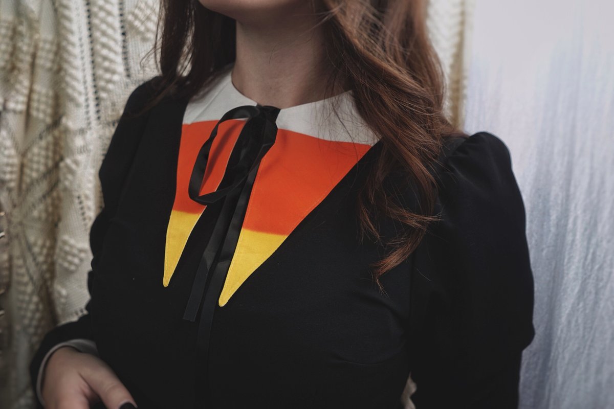 Trick Or Treat Collar de Ceniza