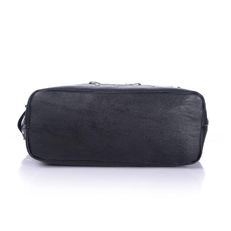 Scared Night Bolso de Cuero Negro