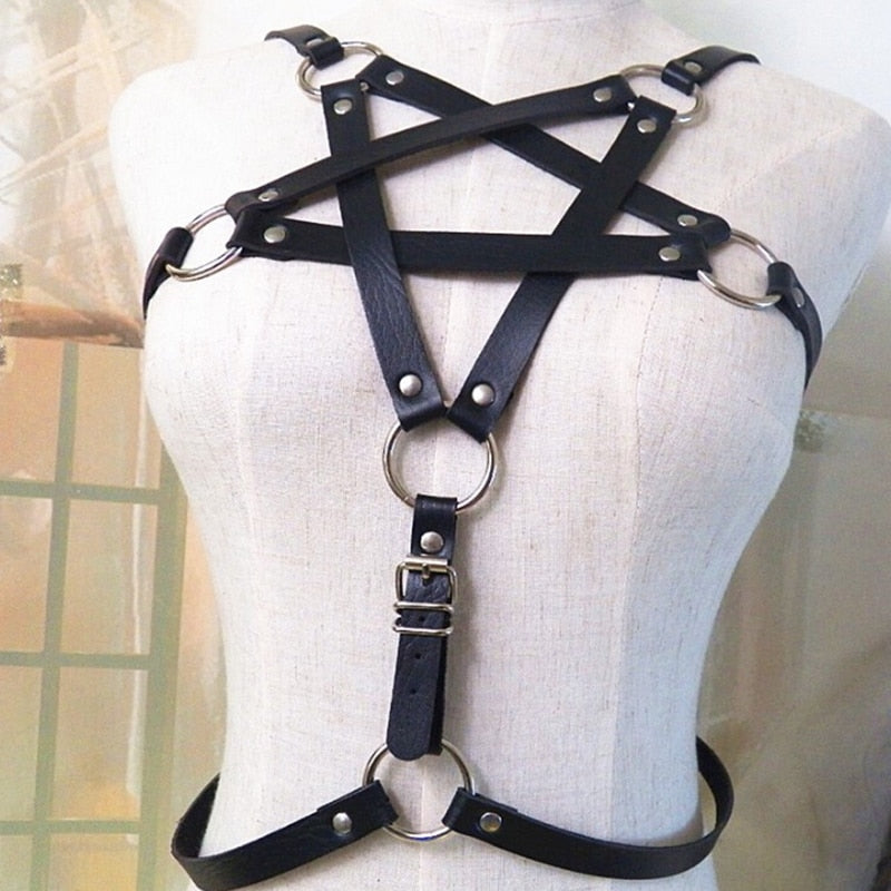 Cuero Pentagram Harness Maldito