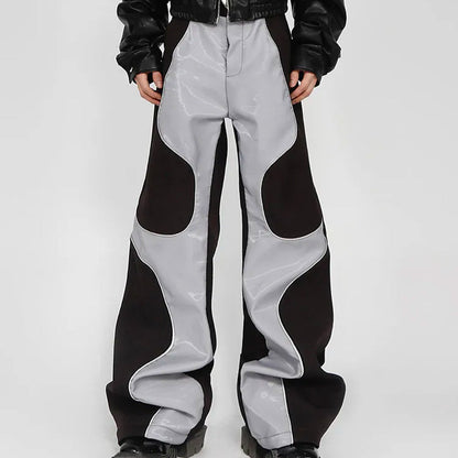 Pantalón de Cuero Negro Forjado