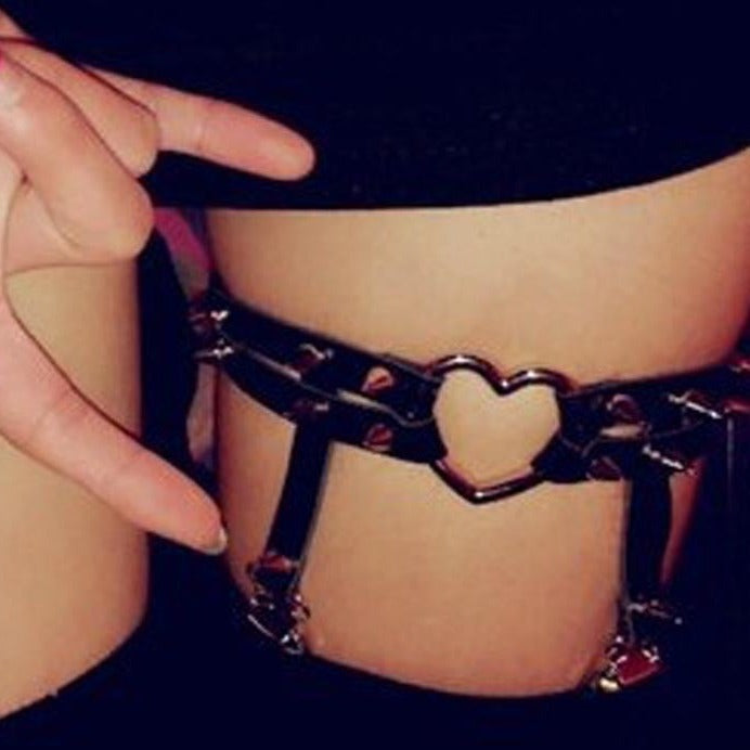 Punk Heart Garter Oscuro