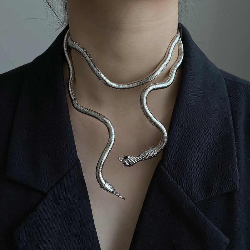 Collar Snake Collar