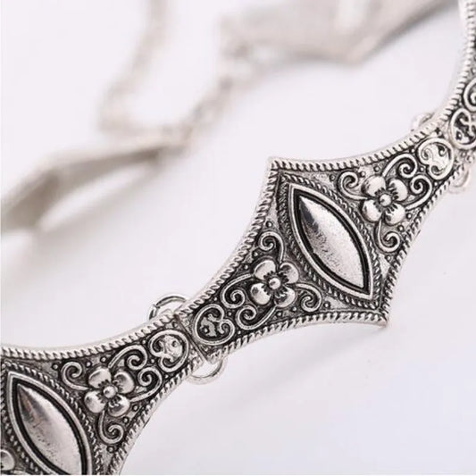 Vintage Choker Maldito