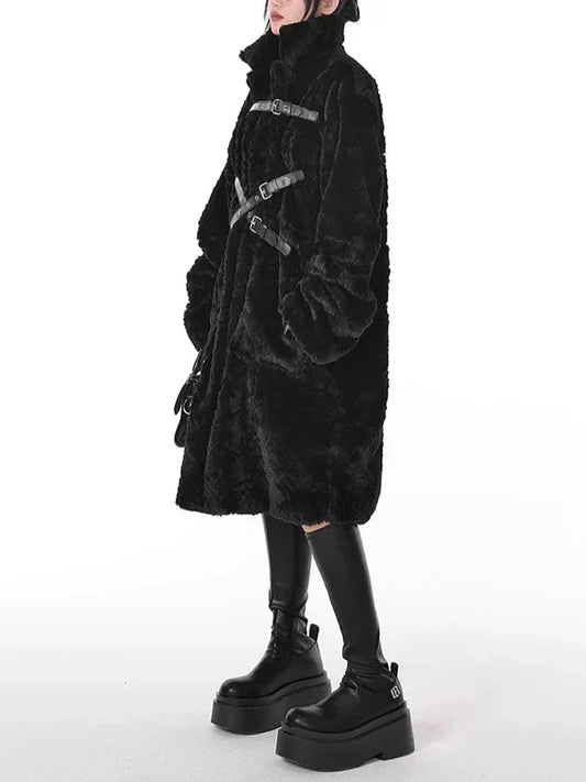 Abrigo Gótico Fuzzy Faux Fur