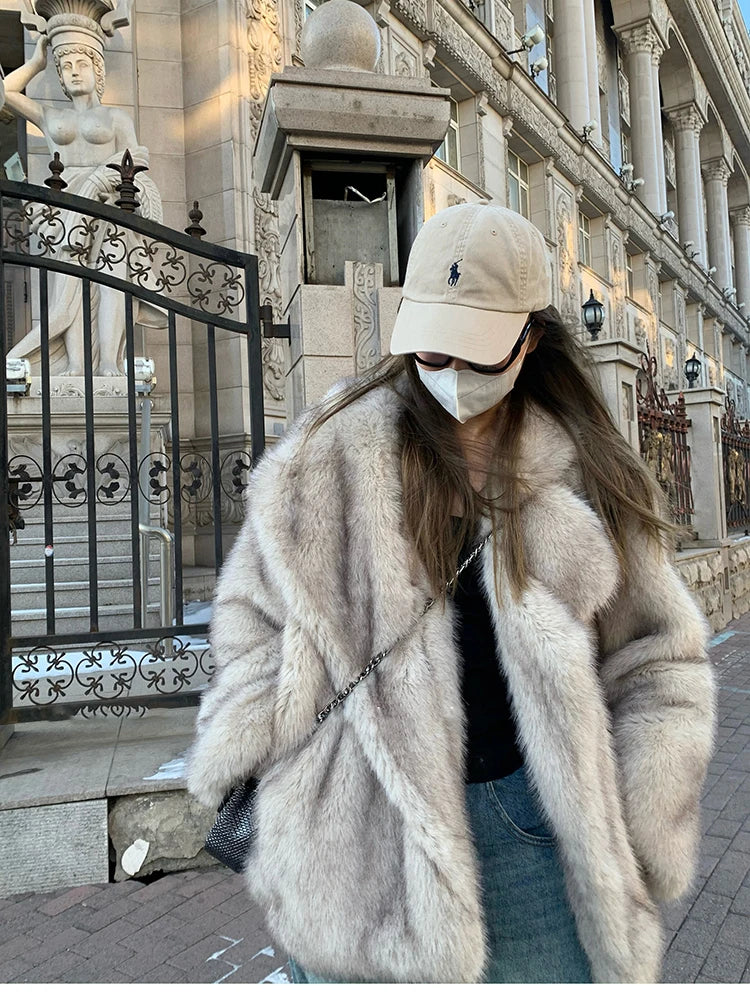 Abrigo Gótico Luxury Fur