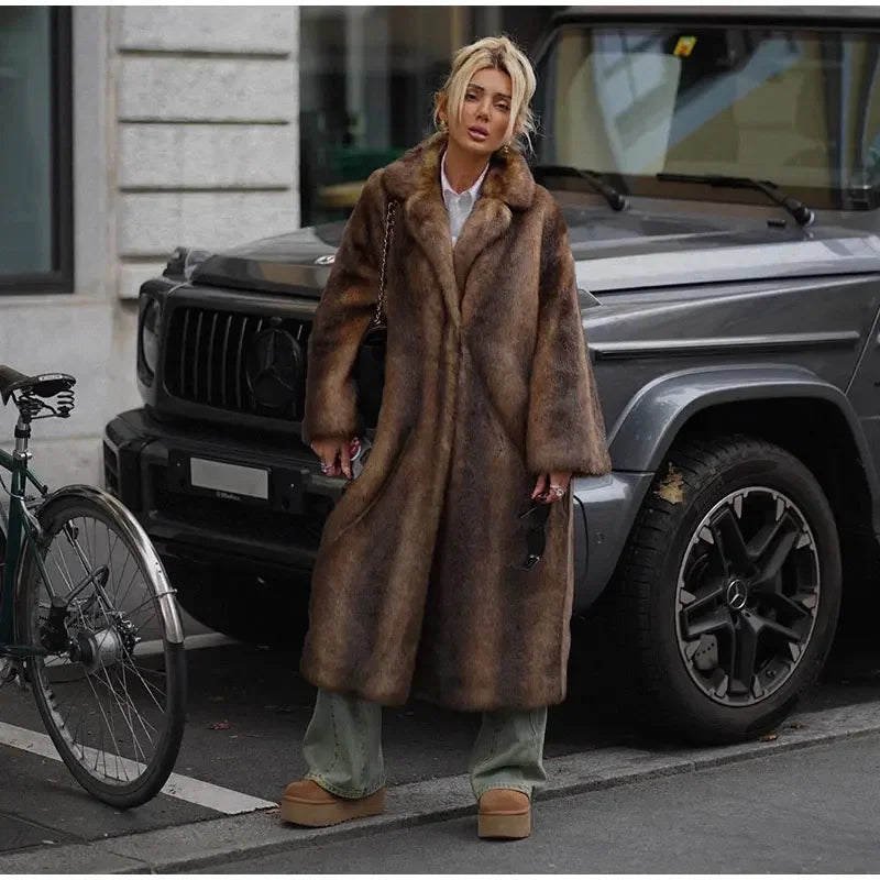 Abrigo Gótico 's Faux Fur