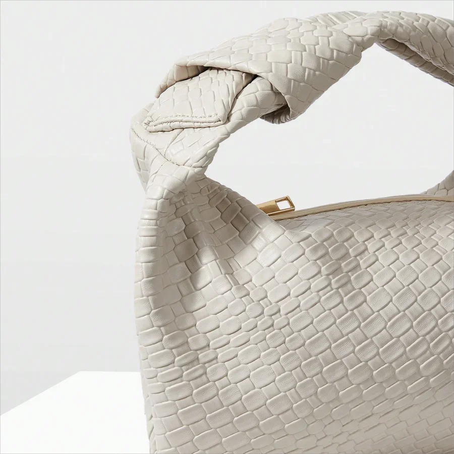 Woven Knot Bolso