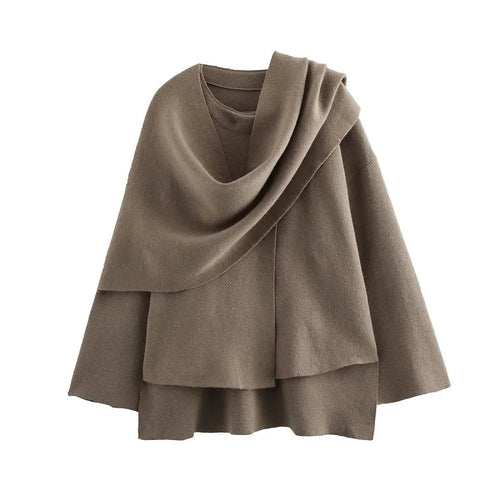 Chaqueta Gótica 's Asymmetric Scarf