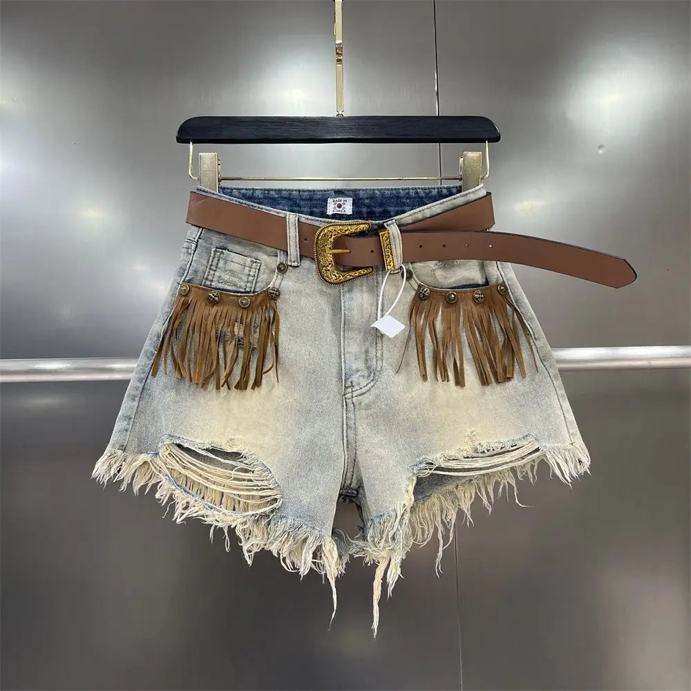 Shorts Góticos Fringe Denim