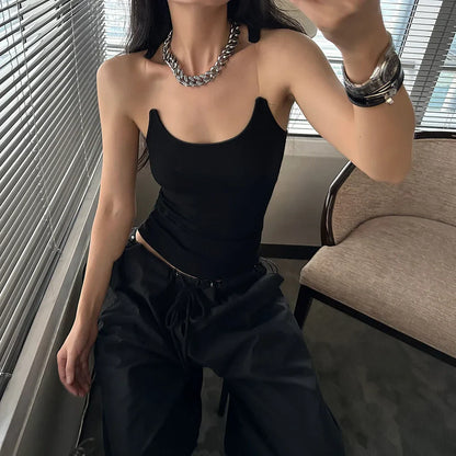 Top Gótico 's Invisible Strap Tank