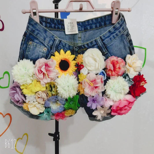 Shorts Góticos Floral Sequins