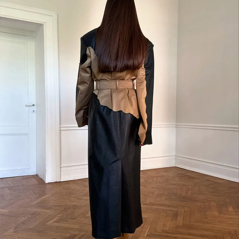 Gabardina Gótica Contrast