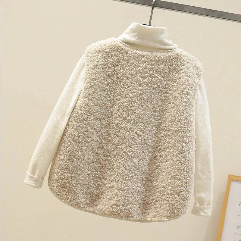 Chaqueta Gótica Two Pocket Plush Vest