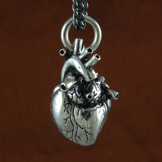 Anatomical Heart Collar Maldito