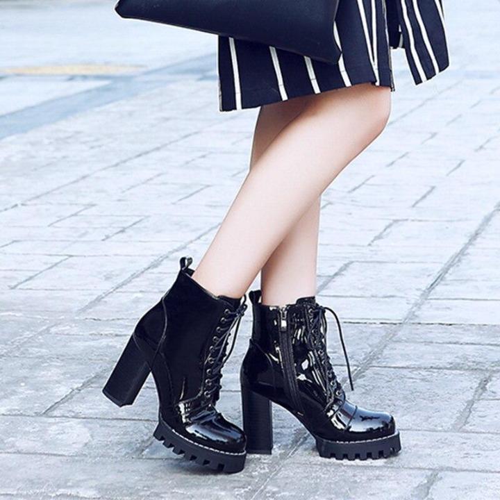 Tacones Góticos Elegant High