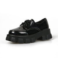 Patent leather black
