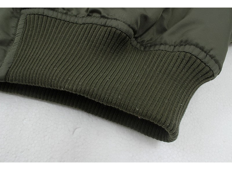 Bomber Oscuro Trendy