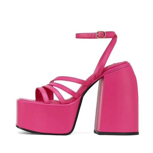 Tacones Góticos Ava Leather