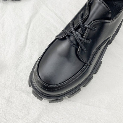 Zapatos Góticos Luxury (Matte Black)