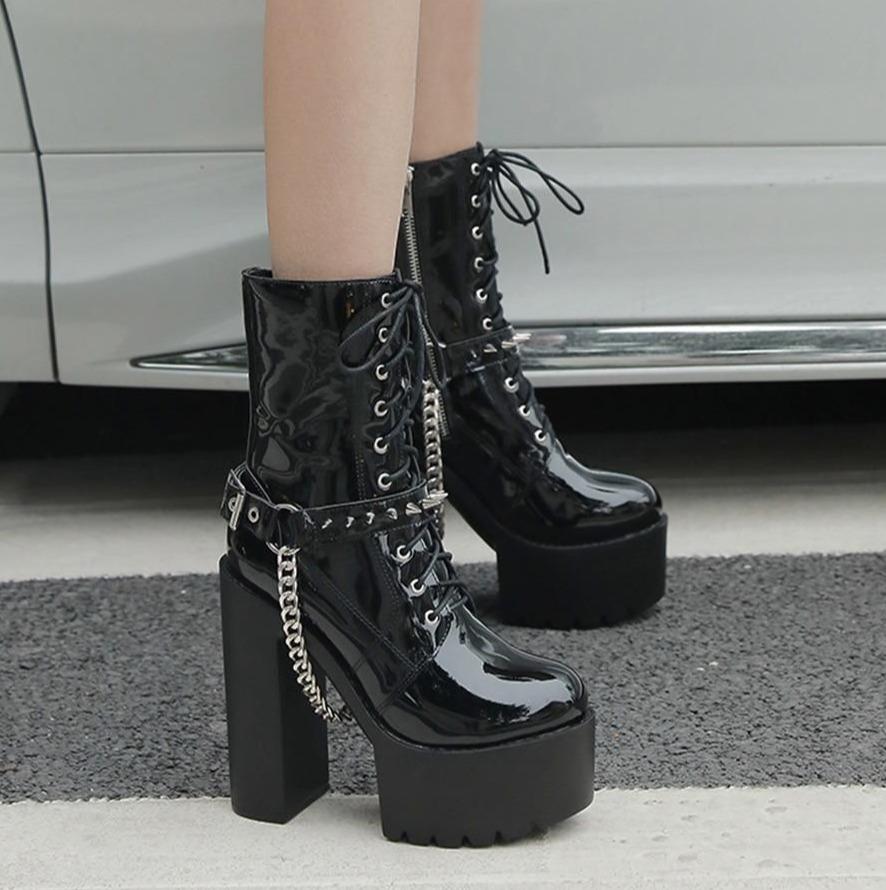 Tacones Góticos Chain High