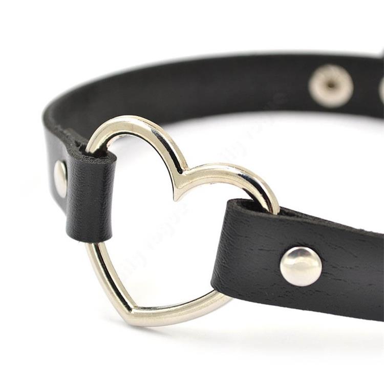 Skinny Heart Collar Maldito