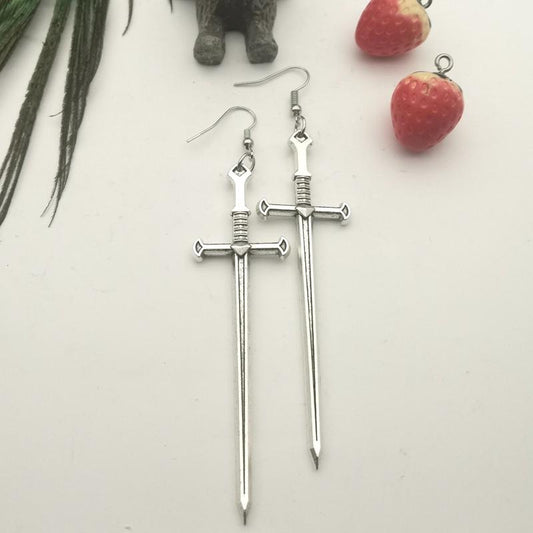 Witchy Warrior Earrings del Abismo